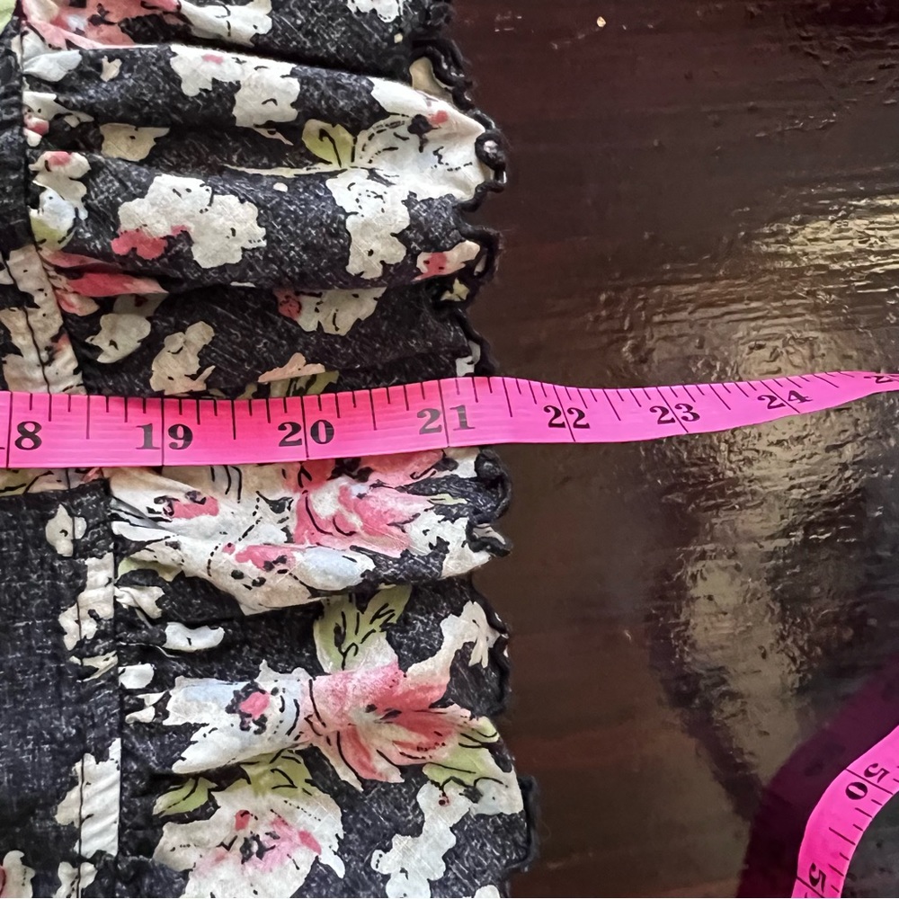 LRL Lauren Jeans Black Floral Ruffled Button Down Romantic Blouse. Size S - Picture 14 of 15